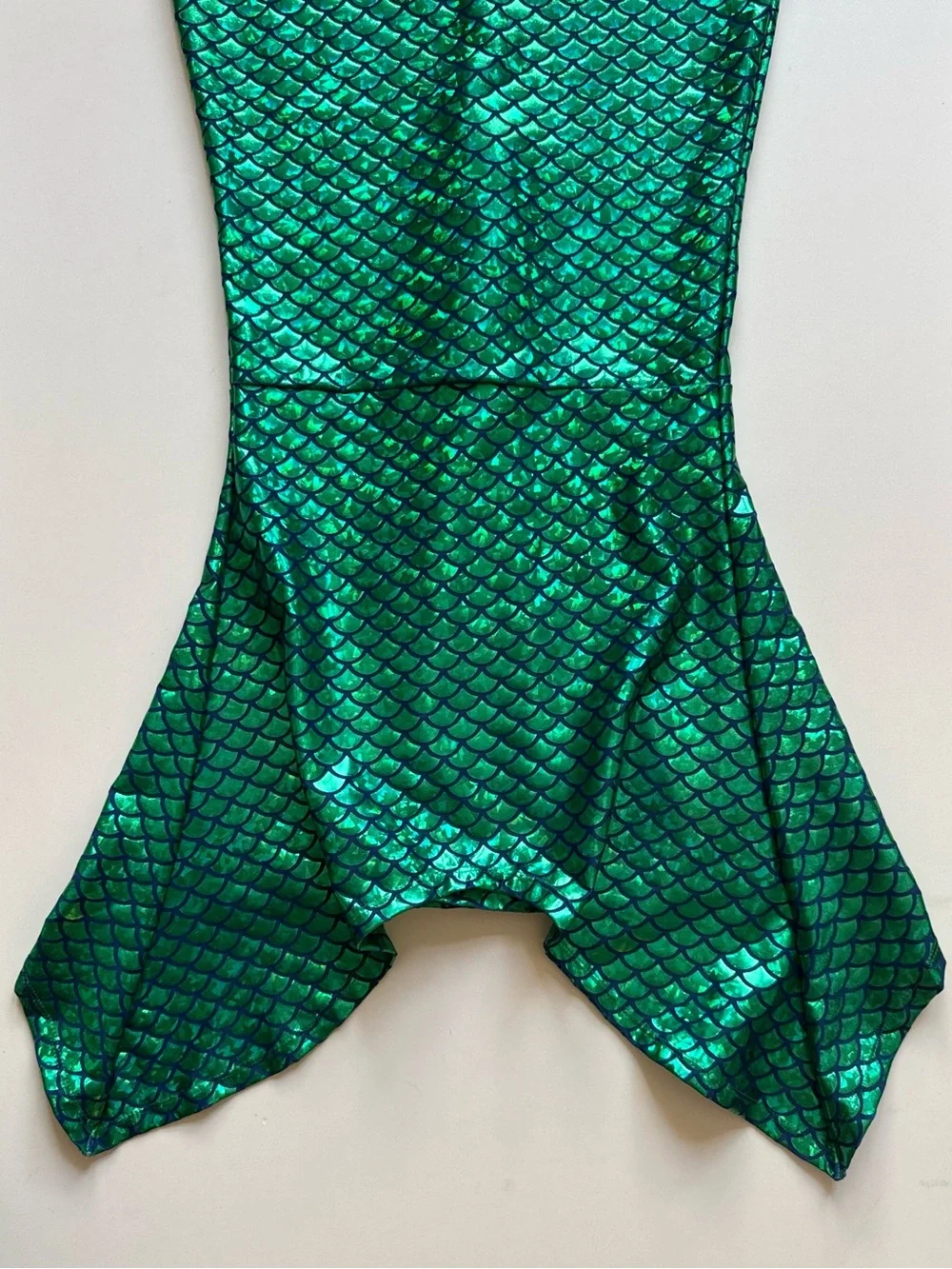 Shade Critters Girl’s Green Metallic Mermaid Tail Skirt - YLG (10-12)
